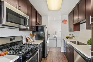 Keswick Avenue in Los Angeles, CA - Building Photo