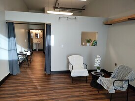 5308 Martin Luther King Jr Way S, Unit B101 in Seattle, WA - Building Photo