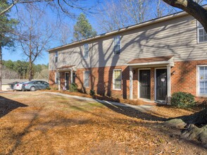 Chalet North Court Apartments in North Augusta, SC - Building Photo - Building Photo