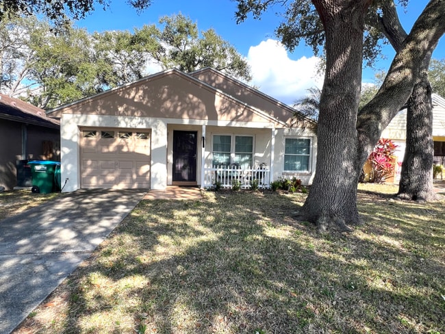 property at 626 Bellingham Pl