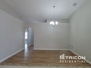 7346 Prosperity Park Rd N in Jacksonville, FL - Building Photo - Building Photo
