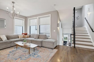 425b 36th Ave N in Nashville, TN - Building Photo - Building Photo