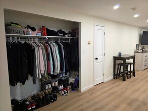 5 Lancelot Court in Salem, NH - Building Photo - Building Photo