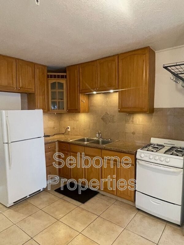 520 41st St in Oakland, CA - Building Photo - Building Photo