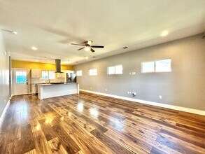 1142 Richardine Ave in Austin, TX - Building Photo - Building Photo