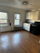 55 Sprague Ave in Middletown, NY - Building Photo - Building Photo