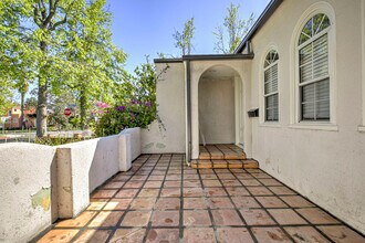 5709 Beck Ave in North Hollywood, CA - Foto de edificio - Building Photo