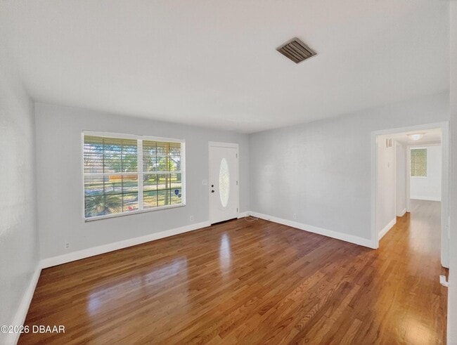 632 Tarragona Way in Daytona Beach, FL - Foto de edificio - Building Photo