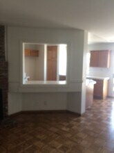 16260 Valleyvale Dr in Fontana, CA - Building Photo - Building Photo