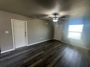 2319 A Duntov Dr in Temple, TX - Building Photo - Building Photo