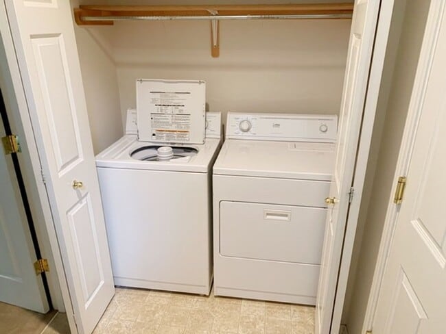 property at 621 Donna Dr