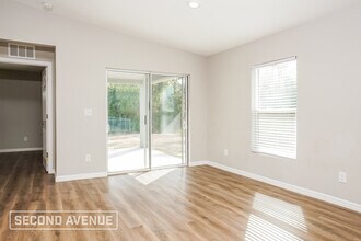 404 Biscayne Dr in Port Charlotte, FL - Building Photo - Building Photo