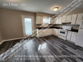 201 S Park St in Little Rock, AR - Foto de edificio - Building Photo