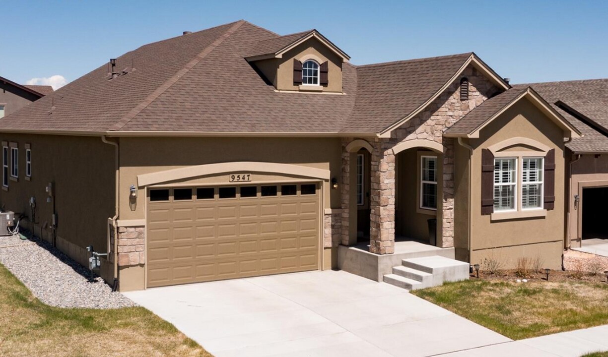 9547 Dewitt Dr in Colorado Springs, CO - Building Photo