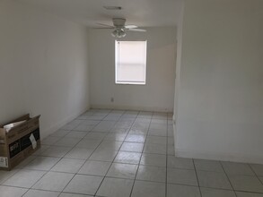 1070 W 2nd St in West Palm Beach, FL - Building Photo - Building Photo