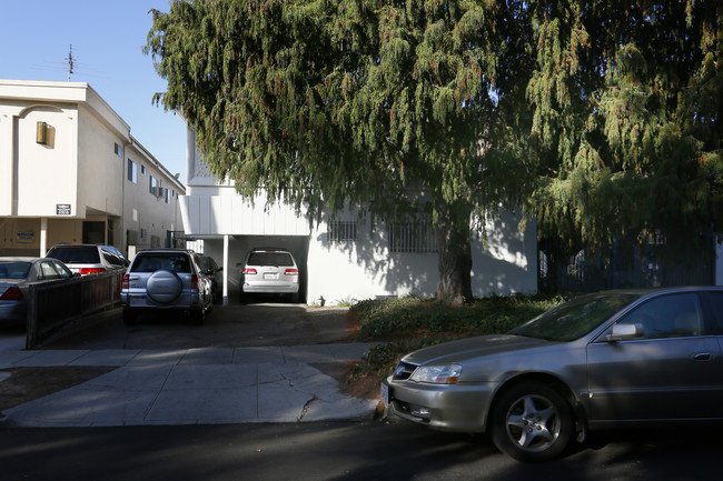 3419 Jasmine Ave in Los Angeles, CA - Foto de edificio - Building Photo