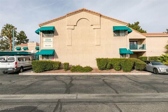 2210 E University Ave. in Las Vegas, NV - Building Photo - Building Photo