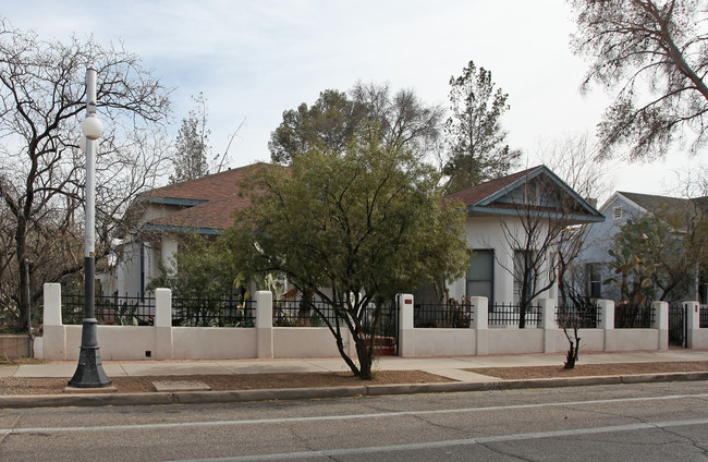 427 S 4th Ave in Tucson, AZ - Building Photo - Building Photo