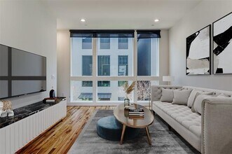 4419 Cabell Dr in Dallas, TX - Building Photo - Building Photo