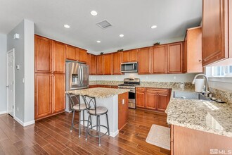2725 Peavine Creek Rd in Reno, NV - Building Photo - Building Photo