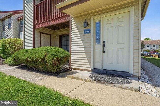 property at 4016 Barry Ct