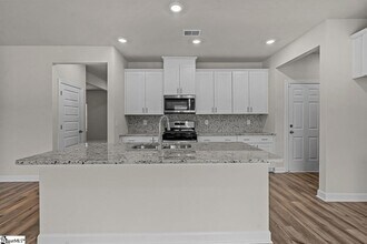 403 Redear Rd in Greer, SC - Building Photo - Building Photo