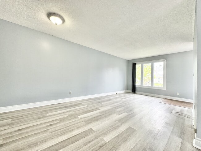 property at 37 Mayfair Dr