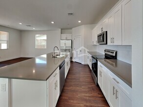 134 Charmante Tulip Lane in Henderson, NV - Building Photo - Building Photo