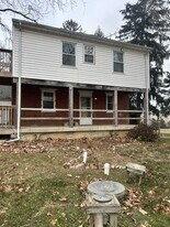 960 Disston View Dr in Lititz, PA - Building Photo