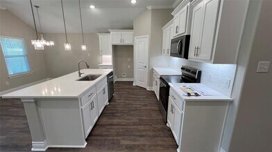 8101 Scott Ln in Greenville, TX - Building Photo - Building Photo