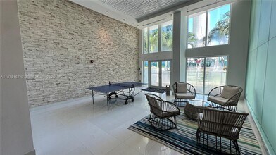 41 SE 5th St in Miami, FL - Building Photo - Building Photo