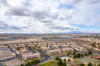 Aspen Peak in Henderson, NV - Foto de edificio - Building Photo