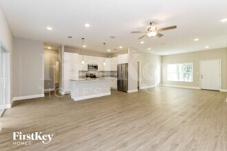 459 4 Winds St SW in Palm Bay, FL - Building Photo - Building Photo