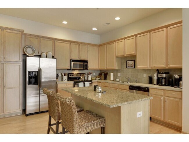 property at 5900 Oxford St