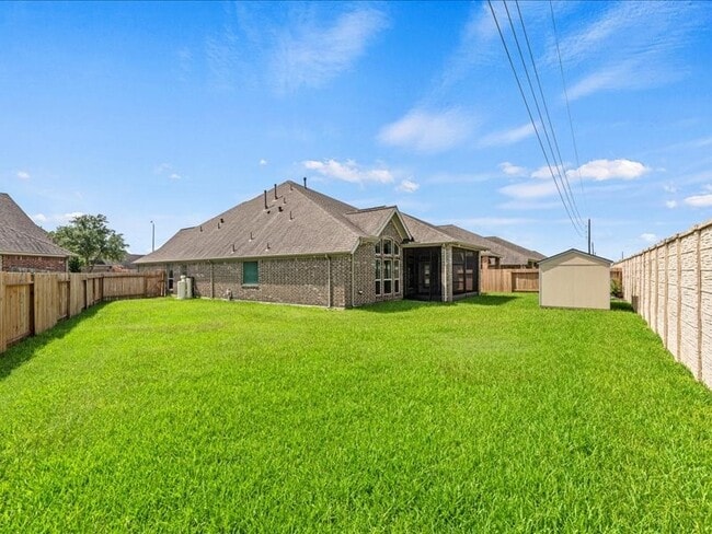 2910 Angel Mist Ln