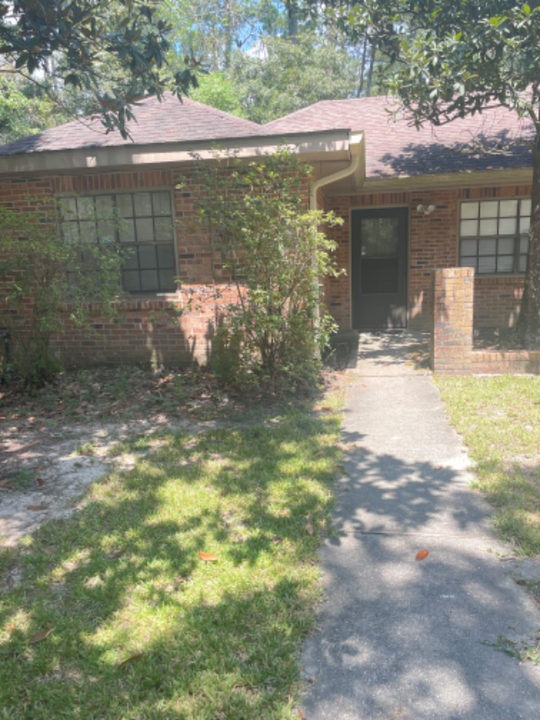 35487 Oakridge Ave in Slidell, LA - Building Photo