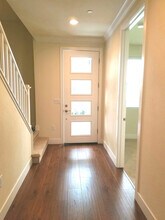1075 Celebrity Tsse. in Davis, CA - Building Photo - Building Photo