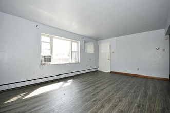 2236 Brownsville Rd in Pittsburgh, PA - Building Photo - Building Photo