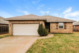 10609 SW 32nd St in Yukon, OK - Building Photo