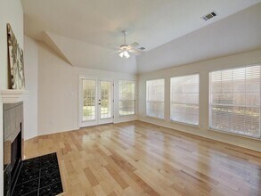 213 Mesa Verde in Cedar Park, TX - Building Photo - Building Photo