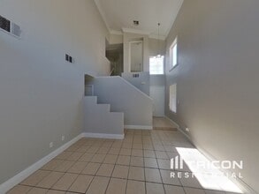 4548 Little Wren Ln in Las Vegas, NV - Foto de edificio - Building Photo