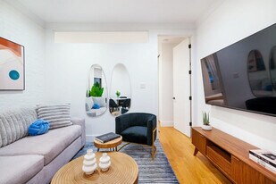 1290 1st Ave in New York, NY - Building Photo