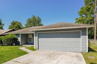 1805 Killarn Cir in Middleburg, FL - Building Photo - Building Photo