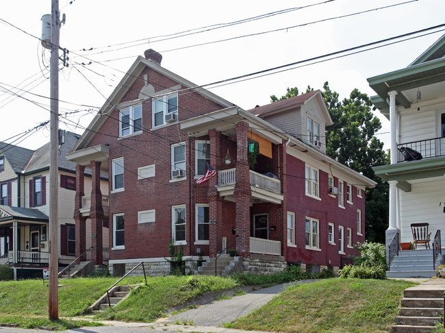 1929-1931 Delaware Ave in Norwood, OH - Building Photo - Building Photo