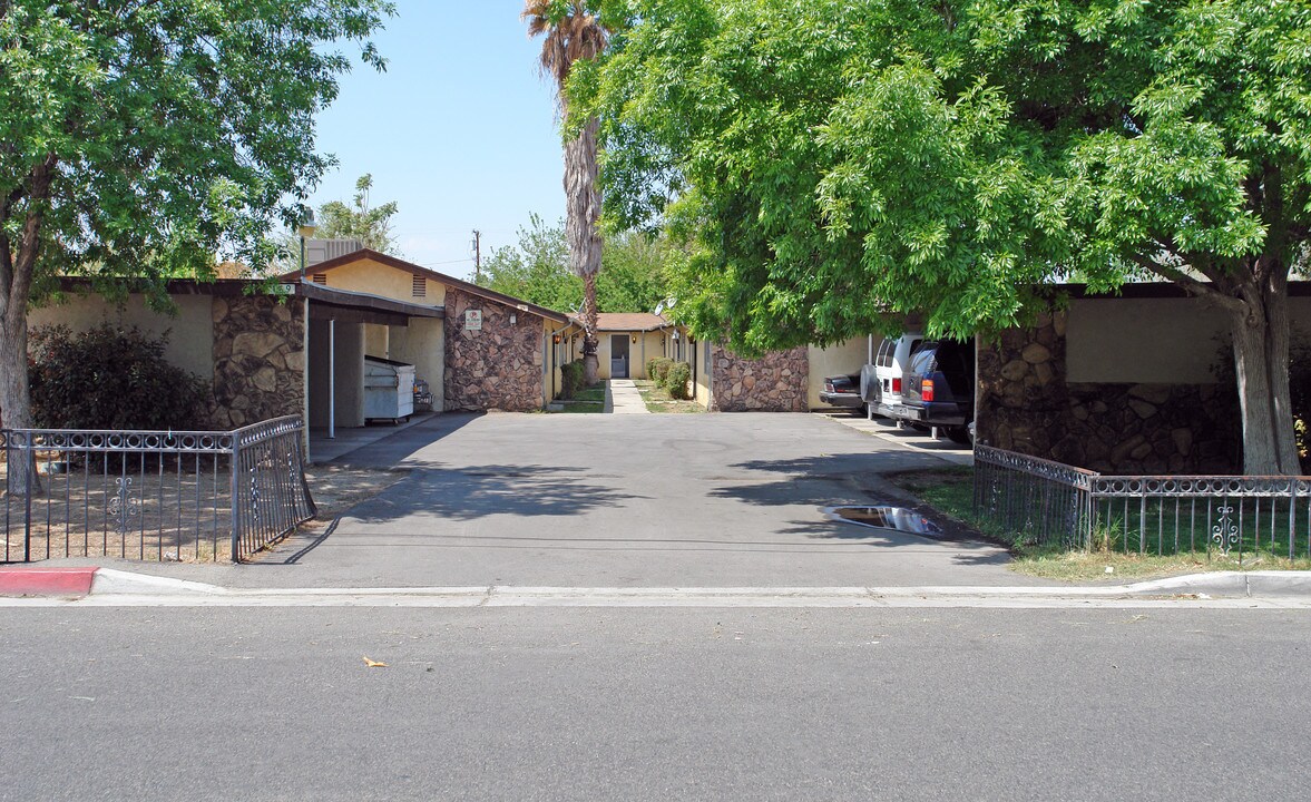 169 N Mayflower St in Hemet, CA - Building Photo