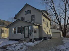 1134 Bertch Ave in Waterloo, IA - Building Photo