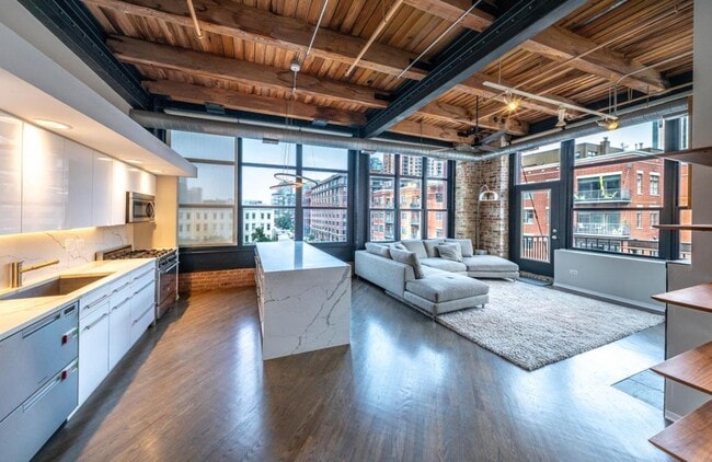 property at 226 N Clinton St