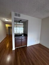 135 N Swall Dr in West Hollywood, CA - Foto de edificio - Building Photo