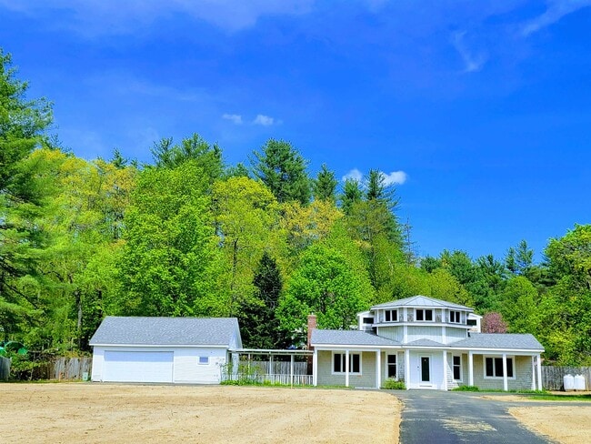 property at 118 Main St