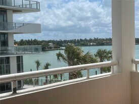 6820 Indian Creek Dr in Miami, FL - Building Photo